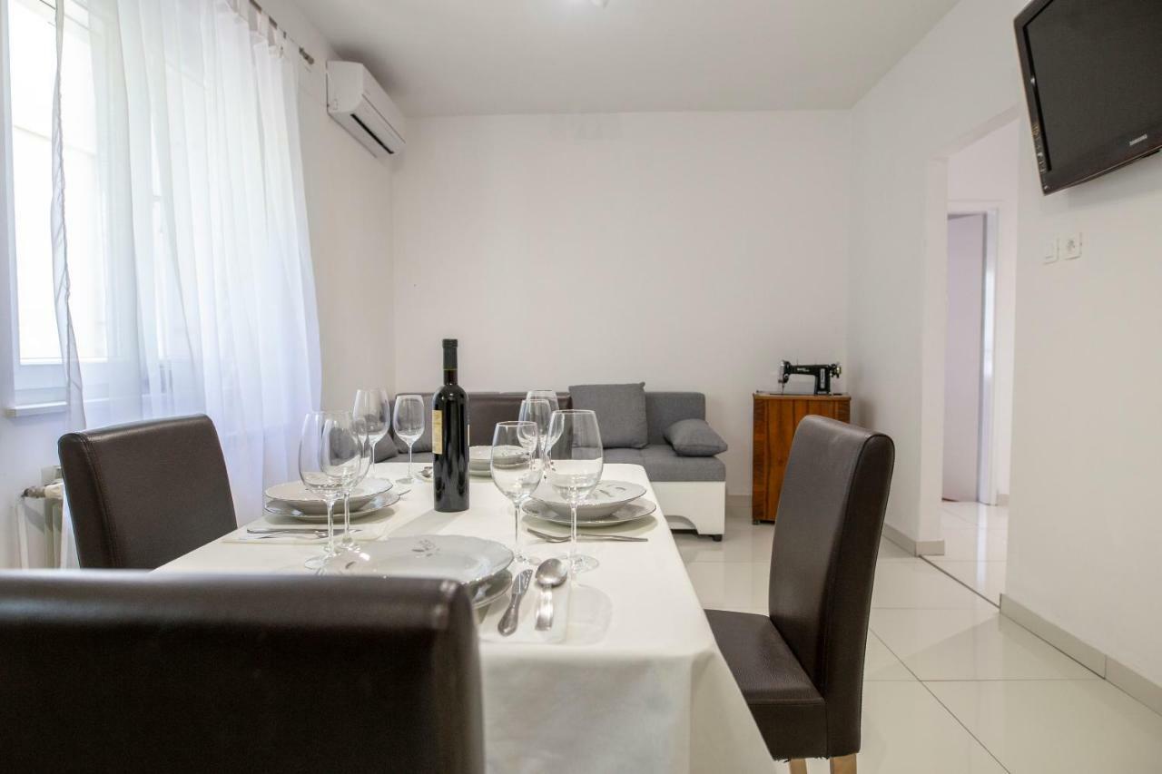 Family Silver Appartement Šibenik Buitenkant foto