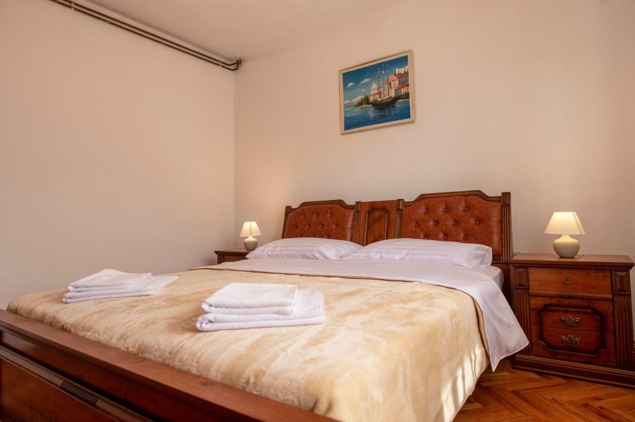 Family Silver Appartement Šibenik Buitenkant foto