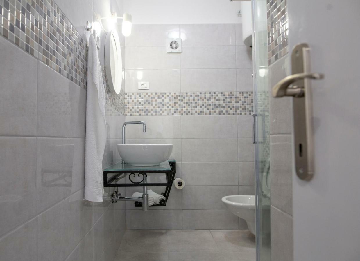 Family Silver Appartement Šibenik Buitenkant foto